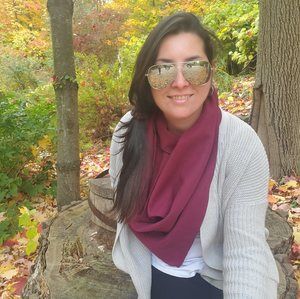 Meet your Posher, Jessica carolina